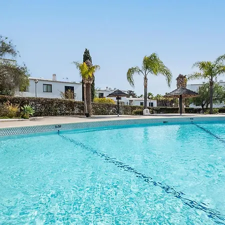 #053 Fully Equiped With Pool, 350 Mts