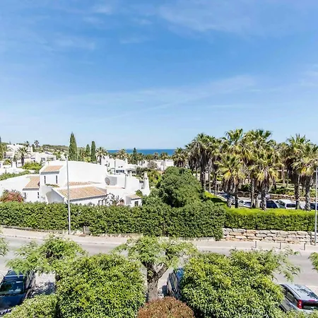 Apartment #053 Fully Equiped With Pool, 350 Mts Albufeira