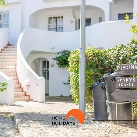 #053 Fully Equiped With Pool, 350 Mts * Albufeira